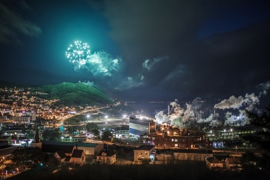 Fourth-year Grenfell Campus student Candace Cunning captured the beautiful fireworks exploding over Corner Brook during the Canada Day festivities. The resulting image was a hit after the visual arts student posted the image to her Flickr account, garnering more than 220,000 views. The picture was also featured in the Friday, July 6, editions of the Western Star and The Telegram newspapers.