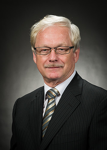Dr. Thomas Michalak